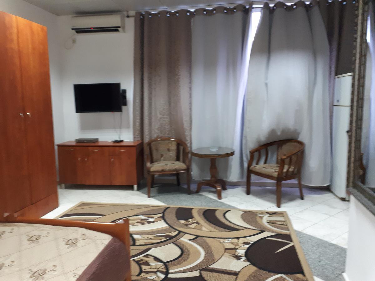 Hotel Rothschild 37 Бат-Ям Экстерьер фото